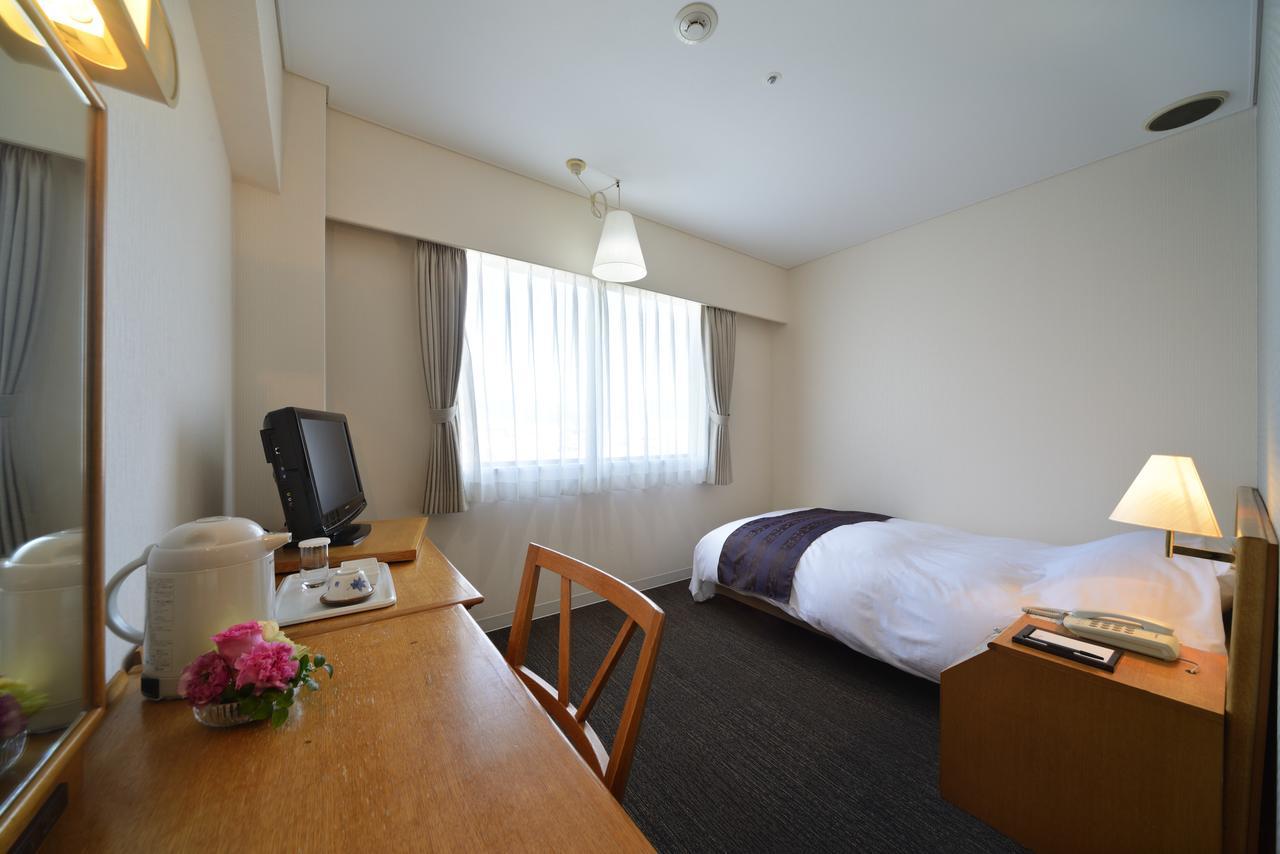 Rubino Horikawa Hotel 3*