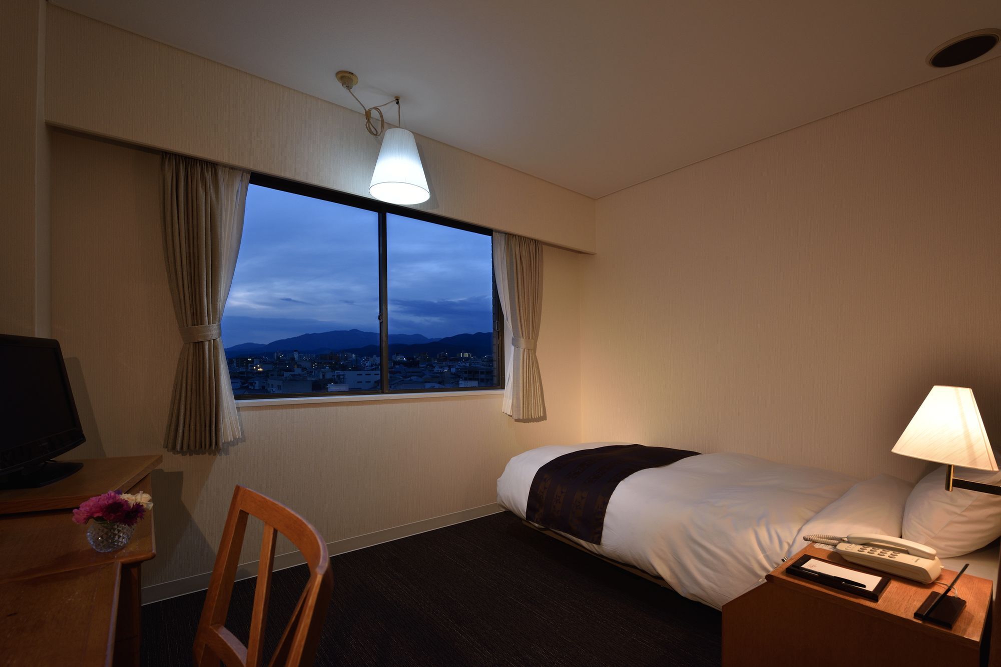 Rubino Horikawa Hotel